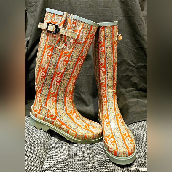 Tamara Henrique Paisley Pink Green Rain Boots Reduced from $90 - Picture 3 of 6